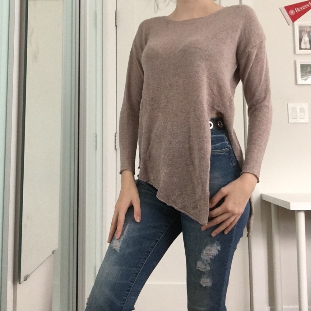 Asymmetrical H&M Divided Dusty Pink Sweater